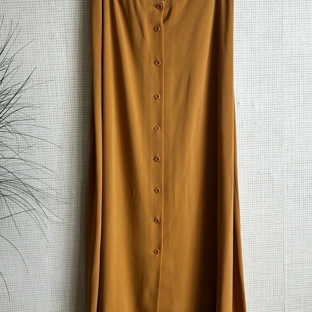 Jones New York Elegant Mustard Button-Down Skirt